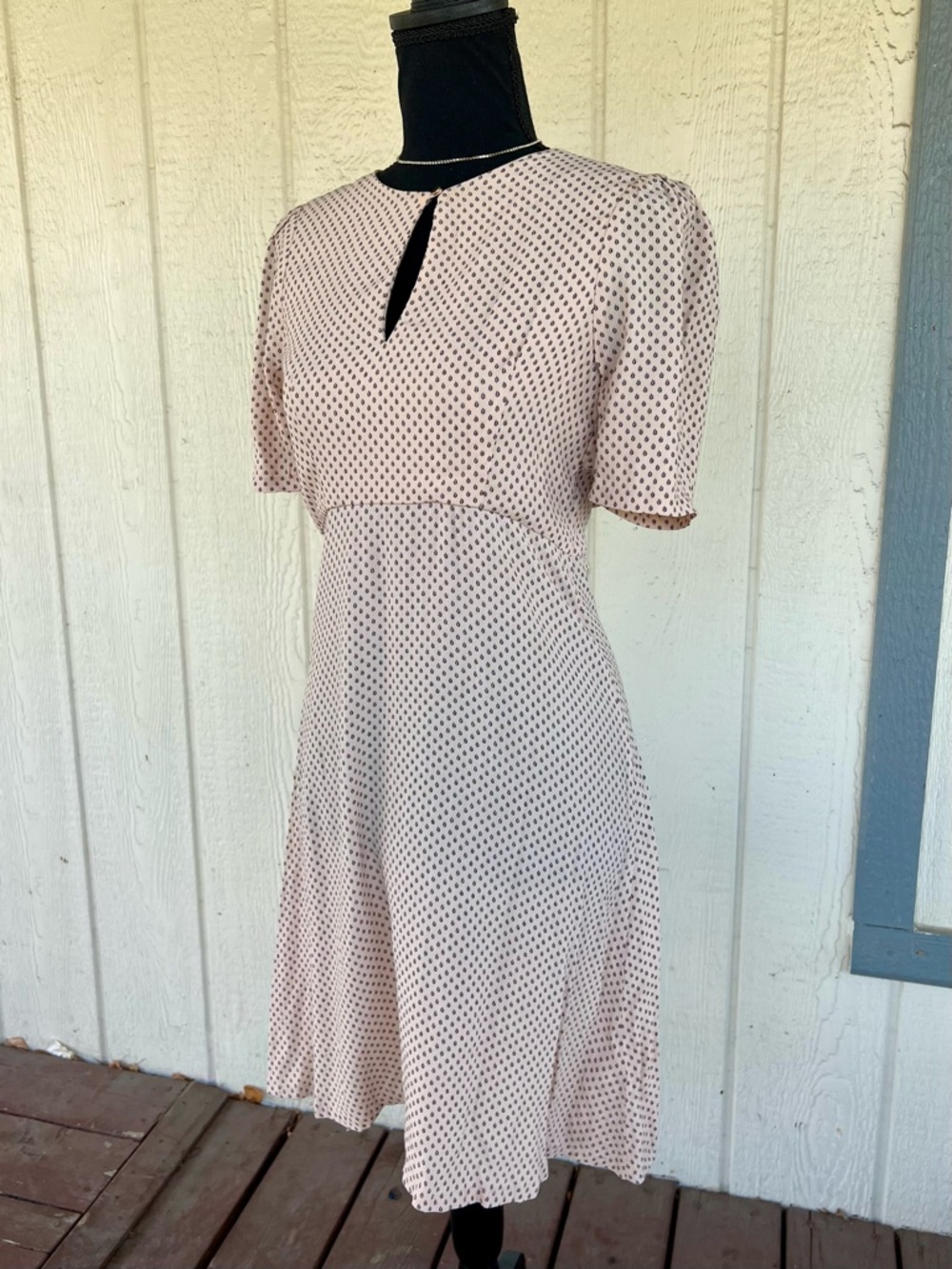 H&M Neutral Mini Print Midi Dress Size 4 Beige Cottagecore Short Sleeve Dress